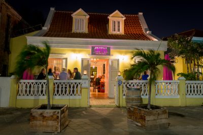 Restaurants curacao Cristal